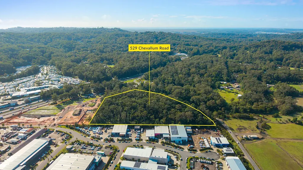 Chevallum Strategic, Flat Landholding in a Highly Connected Location