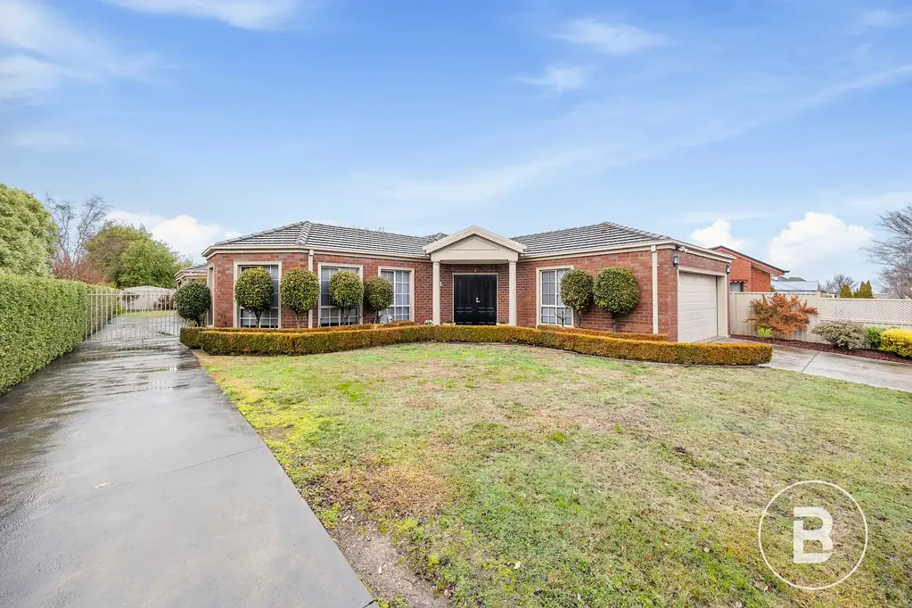 Alfredton 5 Bedroom SPACIOUS FAMILY LIVING IN A PREMIUM ALFREDTON LOCATION