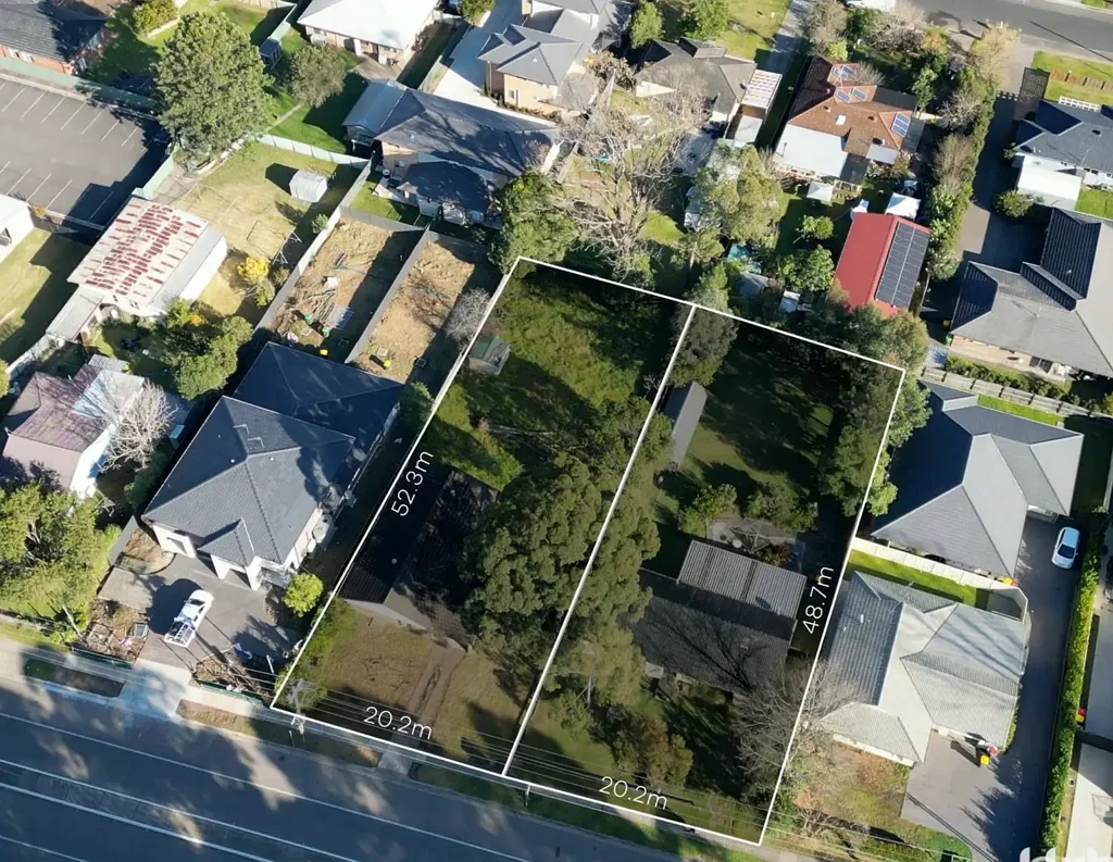 Tahmoor 3房  R3 Development Block – 2,000m² | Walk to Station & Town Centre