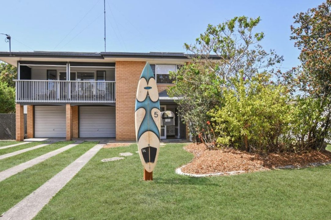 5 BUNA ST, MAROOCHYDORE QLD 4558, 0房, 0浴, House