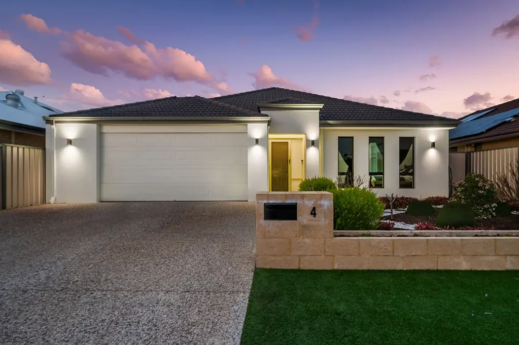 4 Loseto Link, Piara Waters, WA 6112