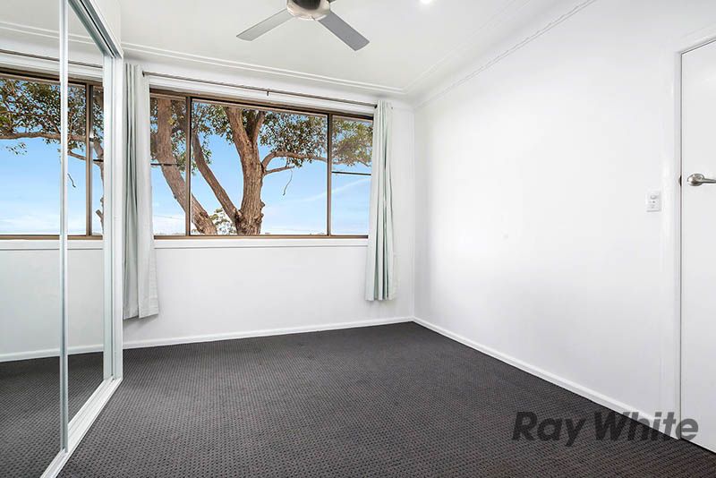 2 CLAREMONT AV, LAKE HEIGHTS NSW 2502, 0 chambres, 0 salles de bain, House