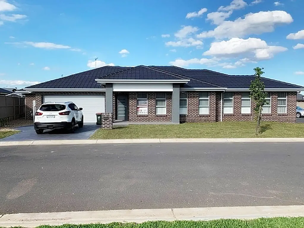 Family Home in Quiet Location