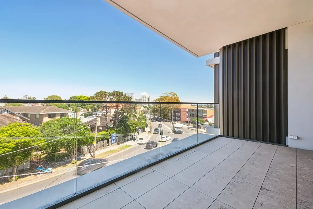 ACCESSIBLE BRAND NEW EXCLUSIVE ONE BEDROOM APARTMENT