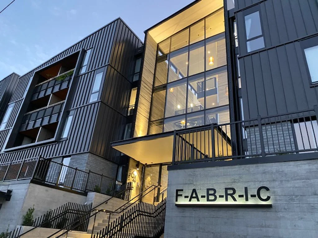 中區 FABRIC 兩房兩衛精品電梯公寓