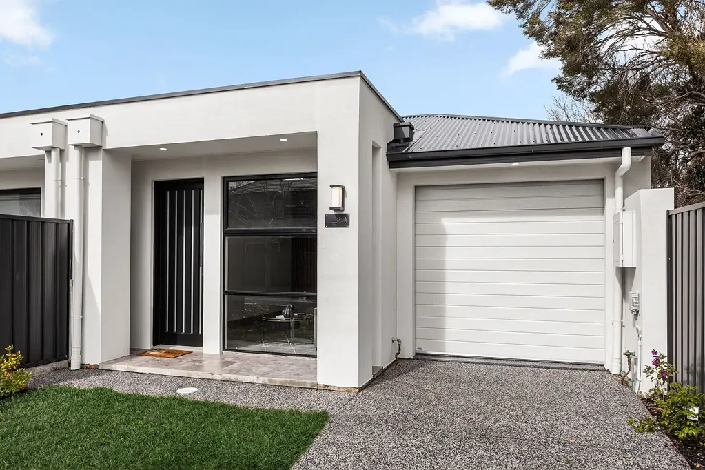 Newton 3Moenga Thoughtfully Designed for Effortless Modern Living.