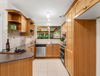 2/10 Edward Street, Macleod, VIC 3085, 2房, 1浴, 排房