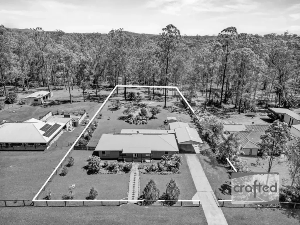 Flagstone 3房  🌳 您的庄园生活方式与便捷性相结合！ 🌳 Your Acreage Lifestyle Meets Accessibility!