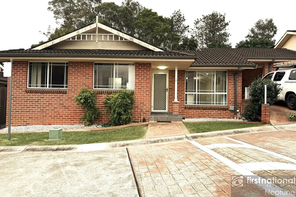 DEPOSIT TAKEN!
Light-Filled, Low-Maintenance, and Lifestyle-Ready Villa in Prime Location!
