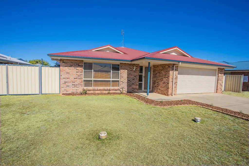 10 Cole Street, Chinchilla, QLD 4413