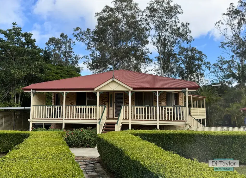 Enjoy the Acreage Lifestyle Without the Maintenance!