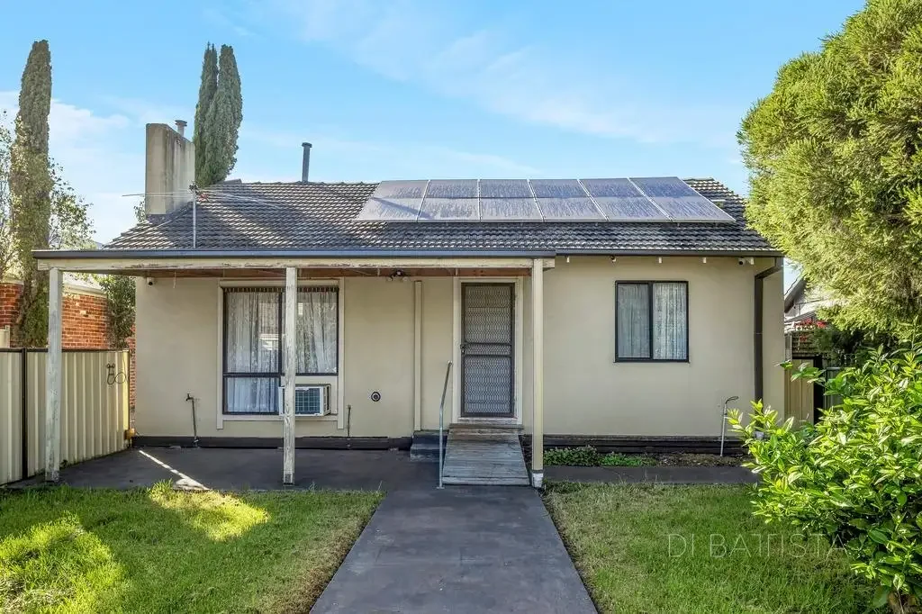 1/4 Warnock Street, Broadmeadows, VIC 3047