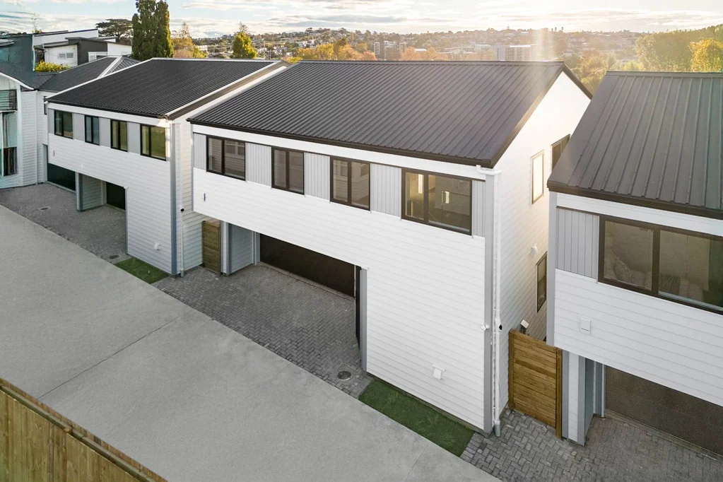 8C Deuxberry Avenue, Northcote, North Shore City, Auckland