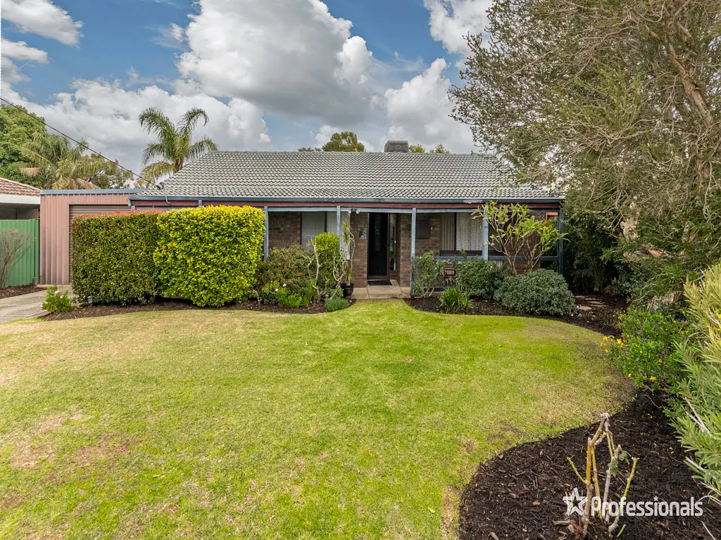 94 Strelitzia Avenue, Forrestfield, WA 6058