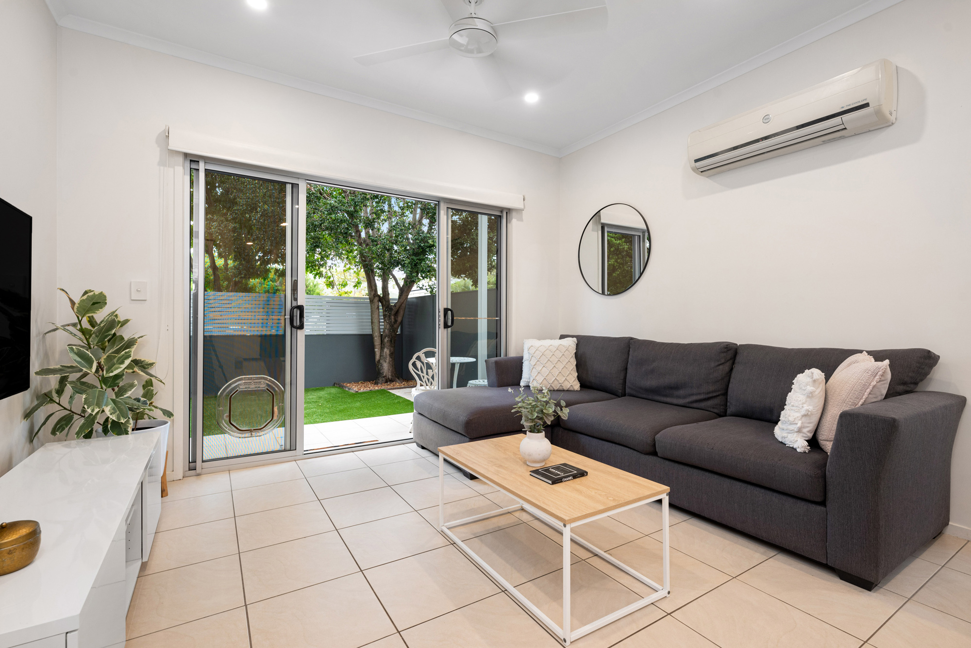 119 BARINGA ST, MORNINGSIDE QLD 4170, 0 habitaciones, 0 baños, Townhouse