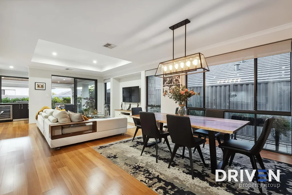 Salter Point 3બેડરૂમ Stylish & Sophisticated Living in Sought-After Salter Point