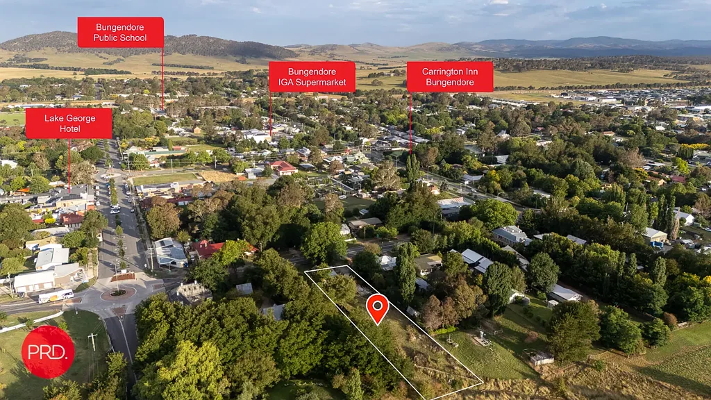 Bungendore Large block in prime location.