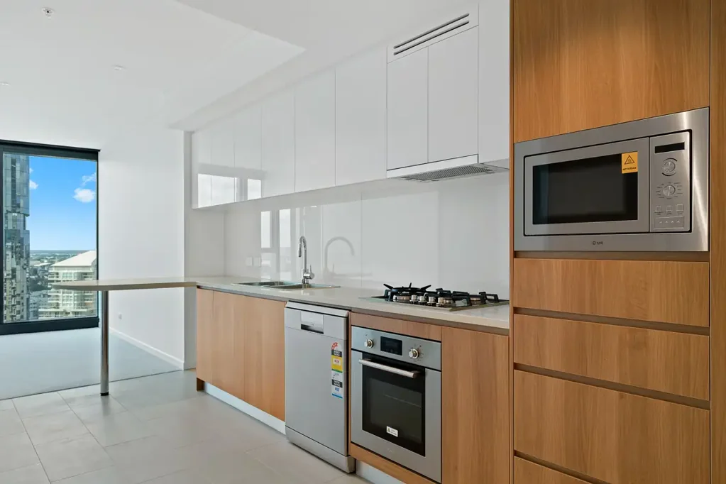 FURNISHED TWO BEDROOM APARTMENT WITH RIVER AND BOTANICAL GARDEN VIEWS @ SKYTOWER