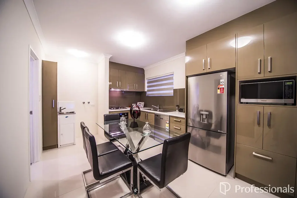 Low Maintenance 1 x 1 Apartment in Secure Complex