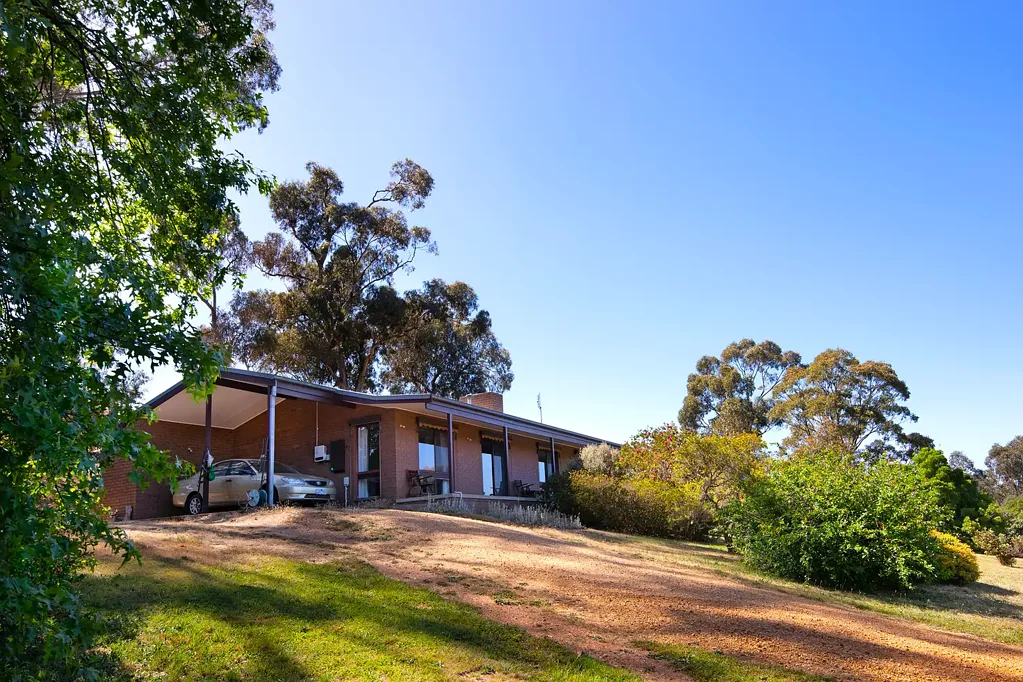 4 Hillside Court, Campbells Creek, VIC 3451