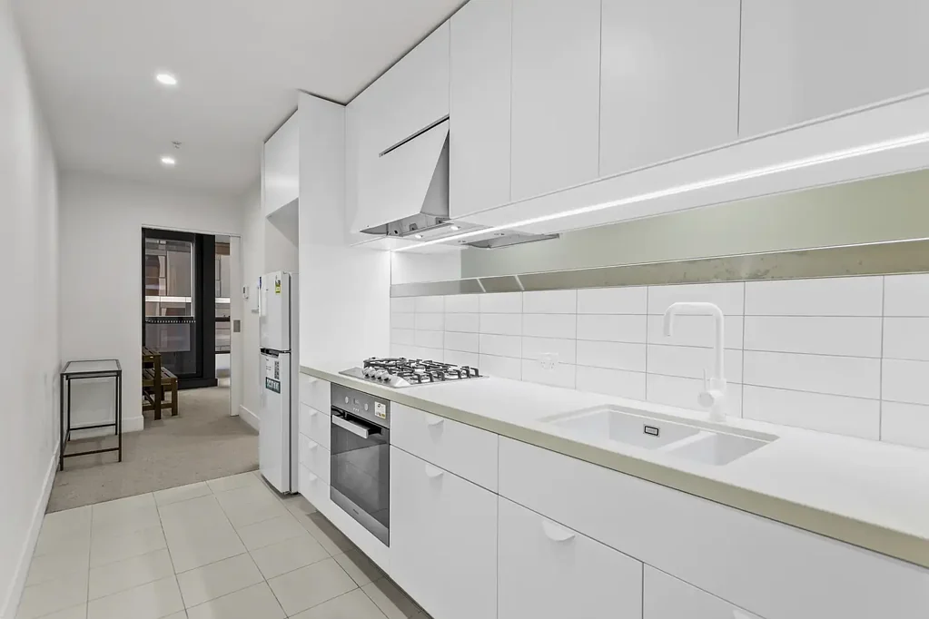 LOVELY FURNISHED ONE BEDROOM AT VISION