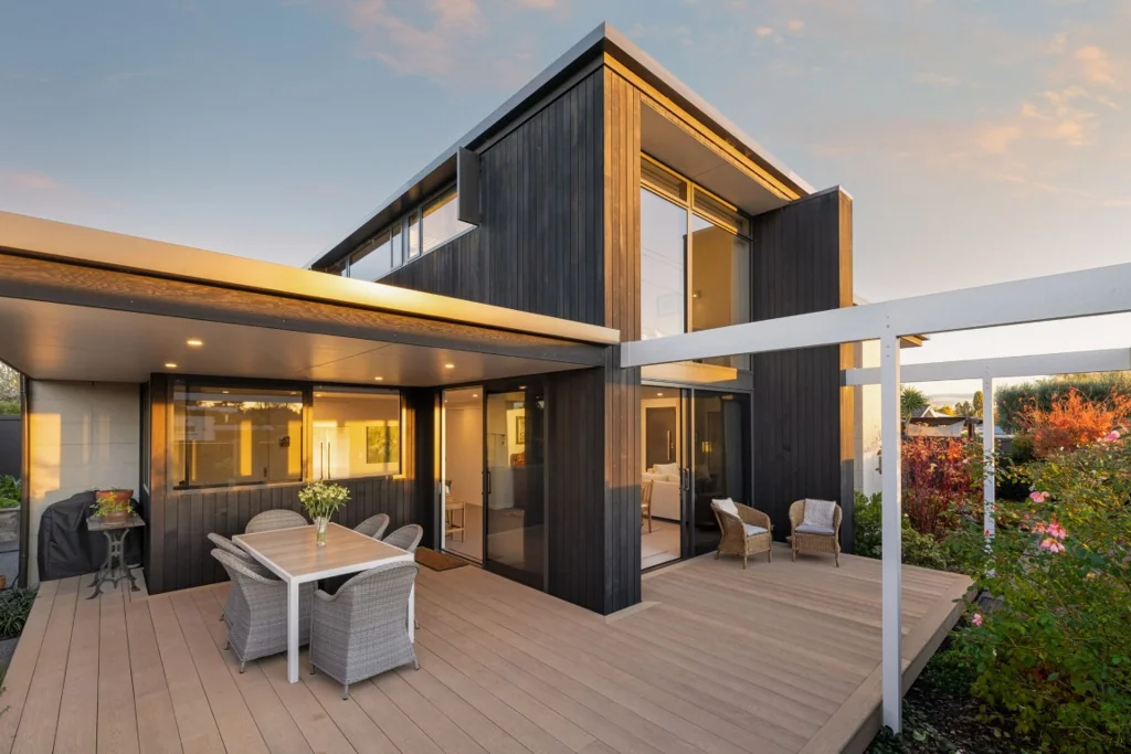 Saint Andrews 3 Bedroom Statement Design & Living