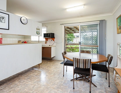 4 Helena Street, Biggera Waters, QLD 4216, 3房, 1浴, House
