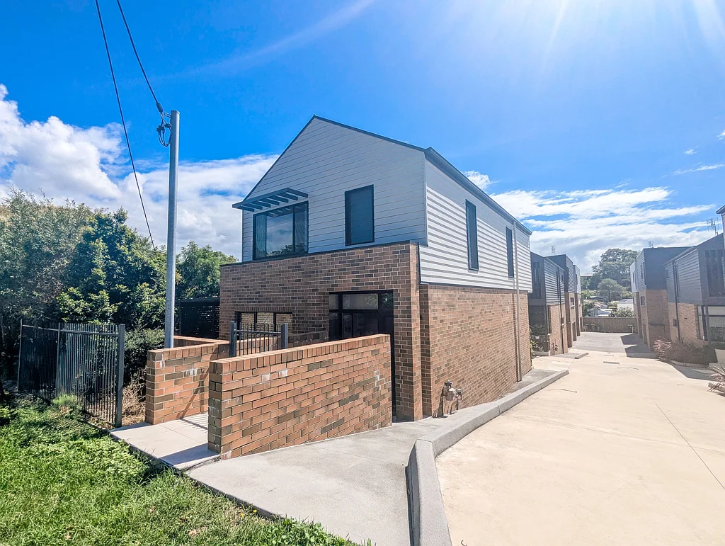 UNIT 1/176 Park Avenue, Kotara, NSW 2289