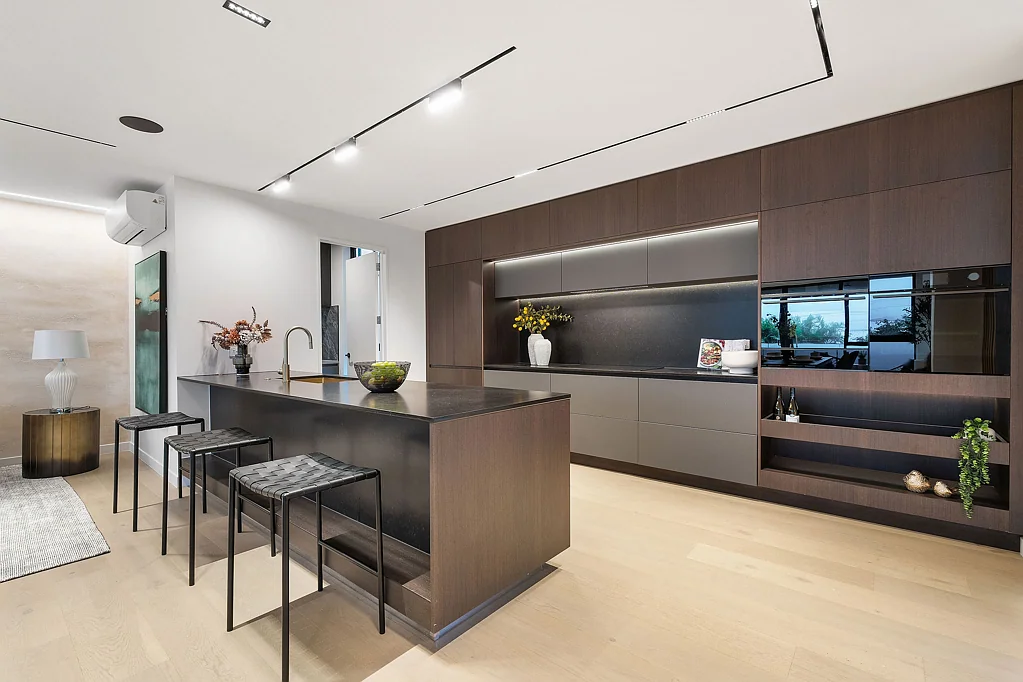 Belmont 4部屋 Brand New Coastal Luxury in Belmont