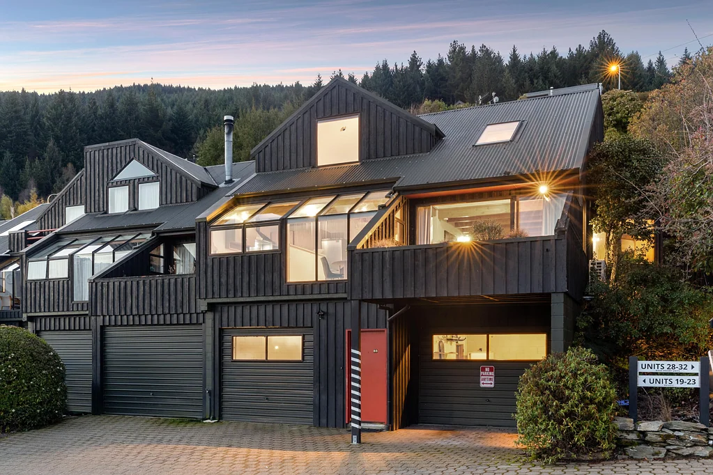 Goldfield Heights 3Kwarto AUCTION- Million Dollar Views, Unlimited Potential