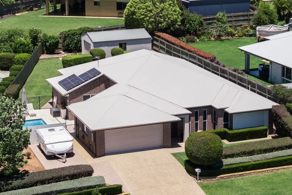 Highfields 4Habitaciones Immaculate Family Home in Sought After Location