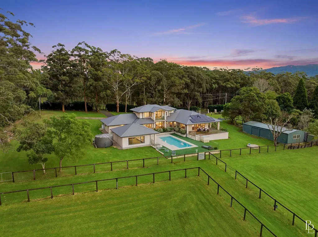 Berry 5कमरा Estate in Berry's Most Coveted Rural Setting