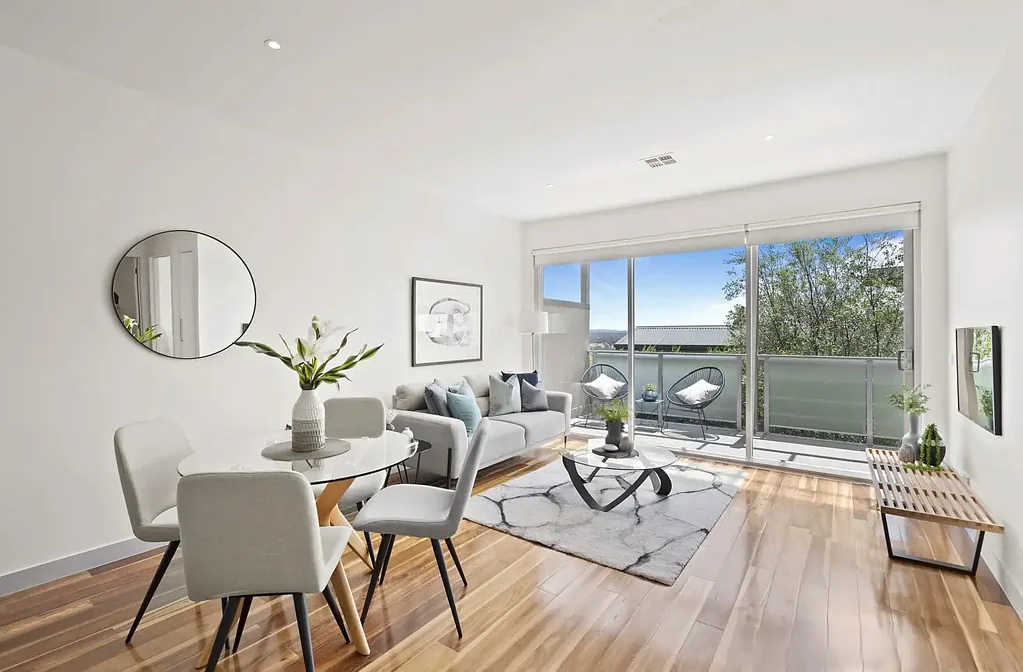 Contemporary Class with a Templestowe Twist