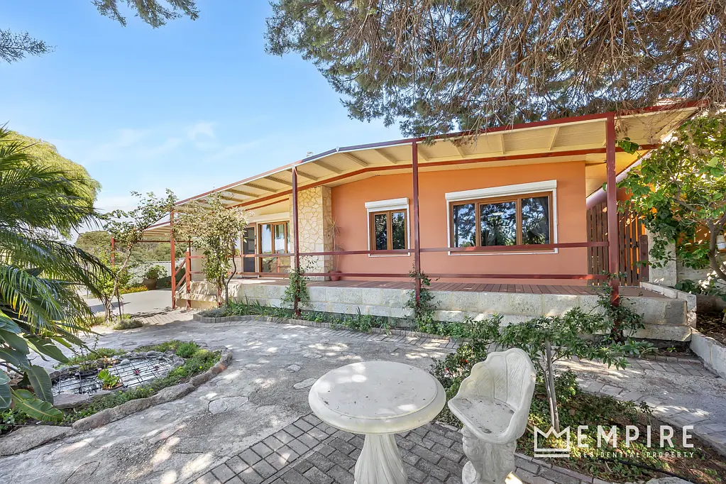 14 Hartley Street, Coolbellup, WA 6163
