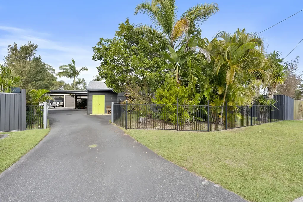 Beachmere 3房 宁静私密，距海湾仅咫尺之遥 Quiet and Private just a short drive from the Bay