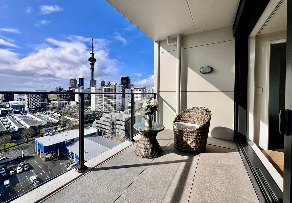 Auckland Central 2房  Million dollar seaviews at a fraction of the price