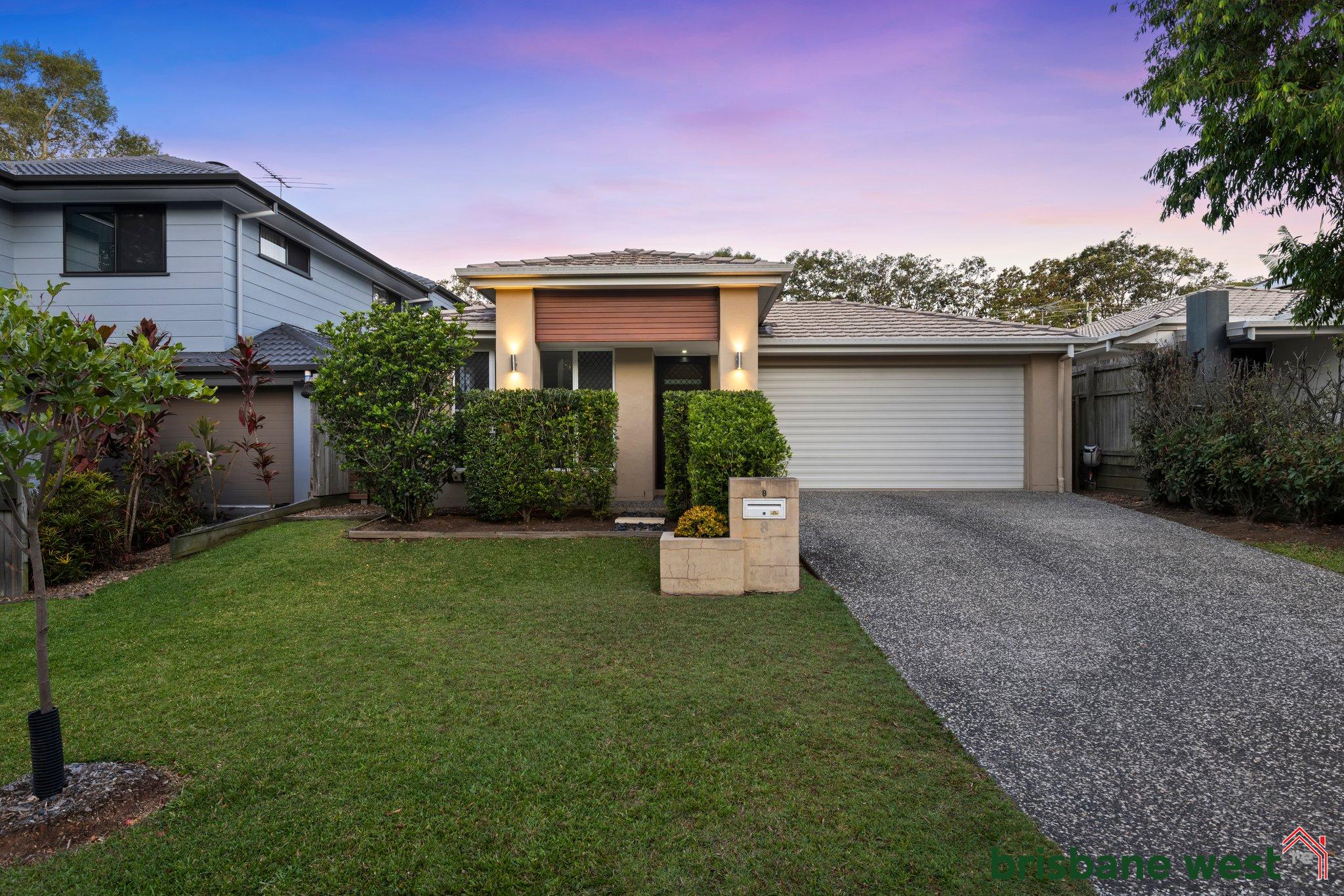 8 SALTBURN PL, WAKERLEY QLD 4154, 0 phòng ngủ, 0 phòng tắm, House