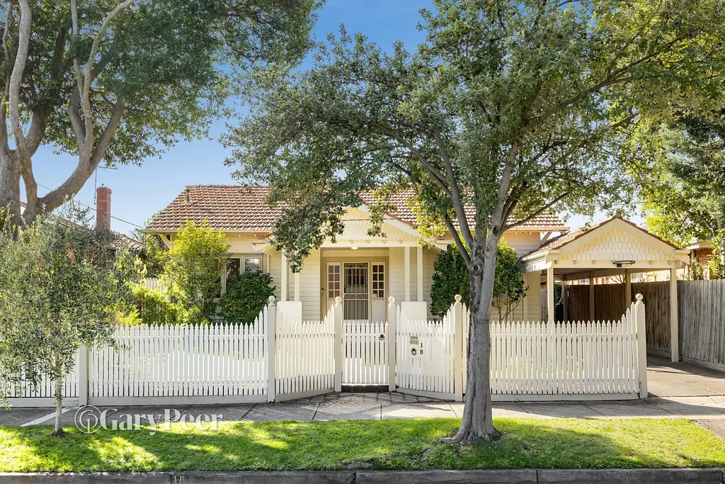 18 Russell Street, Caulfield South, VIC 3162