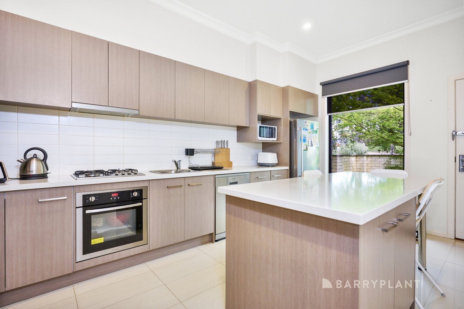 39 CAMBRIDGE RD, MOOROOLBARK VIC 3138, 0 habitaciones, 0 baños, Townhouse