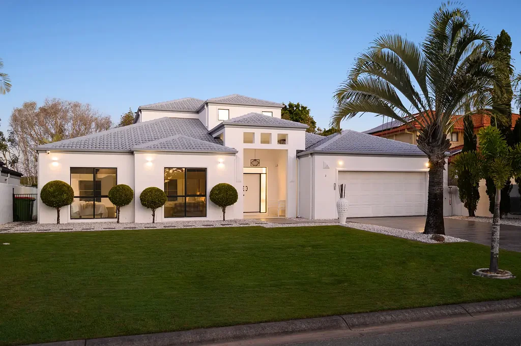 Helensvale 4غرفة نوم Private Parkside Luxury in an Exclusive Gated Enclave