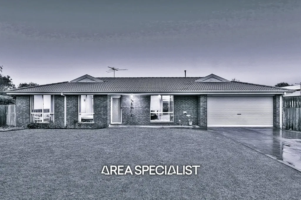 9 Mark Place, Pakenham, VIC 3810