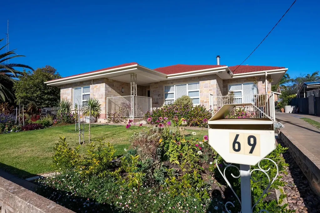 69 Robert Street, Moonta, SA 5558