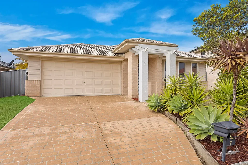 7 Colonial Street, Wadalba, NSW 2259