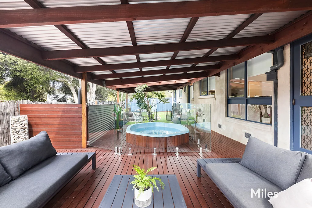 2/28 Jones Crescent, Rosanna, VIC 3084