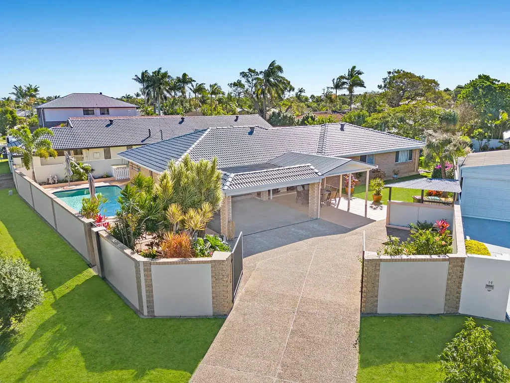 12 Tekapo Street, Broadbeach Waters, QLD 4218