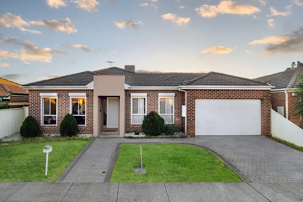 7 Yellowstone Court, Roxburgh Park, VIC 3064