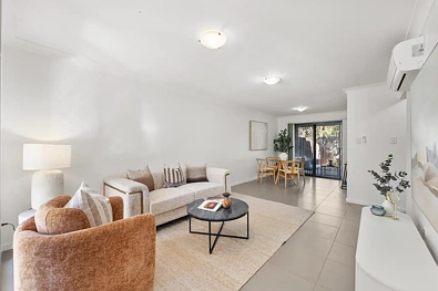 Carseldine 3 Bedroom Beautifully Refreshed Townhouse in a Premium Carseldine Pocket