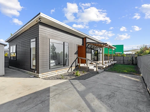 Awapuni 3房  Calling all first home buyers and investors