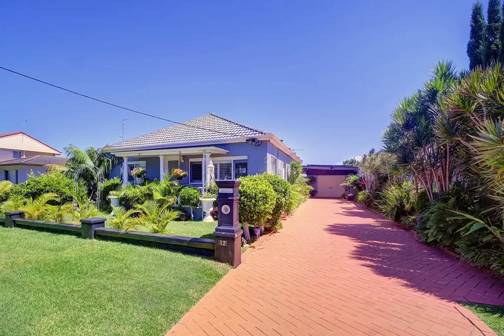 12 Bent Street, Tuncurry, NSW 2428