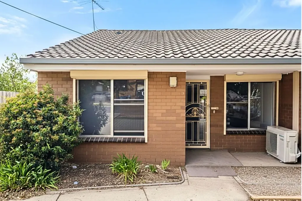 2/12 George Street, Bacchus Marsh, VIC 3340